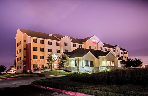 DeSoto Hotel | 2-Star Hotel ∙ TownePlace Suites Dallas DeSoto