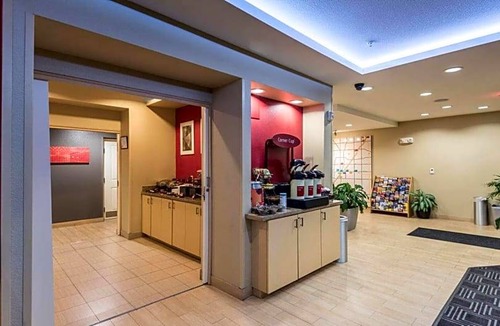 DeSoto Hotel | 2-Star Hotel ∙ TownePlace Suites Dallas DeSoto