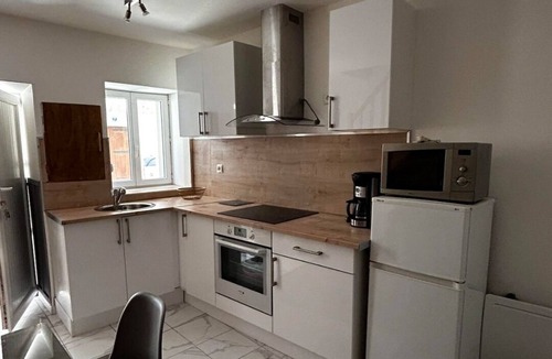 Puisserguier House | 2-storey village house in a pedestrian cul-de-sac