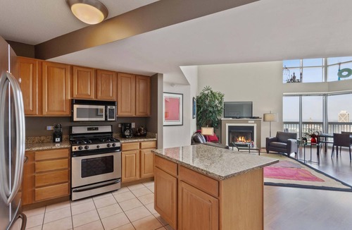 Downtown Chicago Apartment | 2-Story Penthouse -Views, Fireplace, Pool, Gym