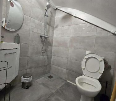 Meulan-en-Yvelines Apartment | 2 Studio Cosy Wifi a Meulan