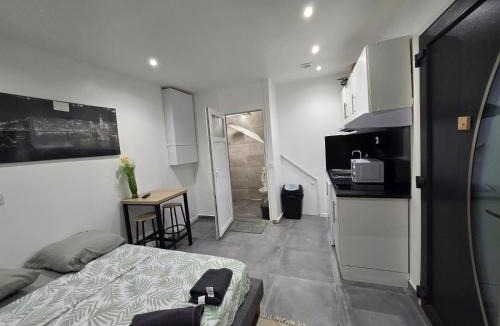 Meulan-en-Yvelines Apartment | 2 Studio Cosy Wifi a Meulan