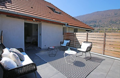 Cessenaz Apartment | 2 TERRACES with LAKE VIEW - annecy home *