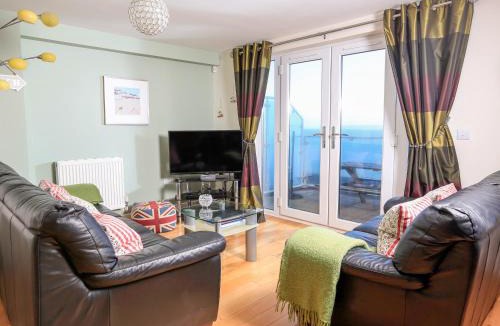 Bigbury-on-Sea Apartment | 2 The Bay