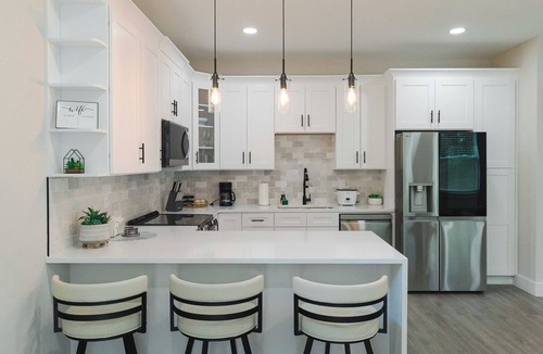 Brooksville House | #2 The beautiful Lemon House by Joyful