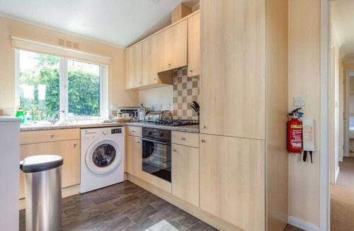 Bodmin Cabin | 2 The Beeches - - St Mabyn Cornwall