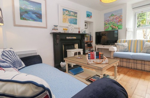 Ludgvan Cottage | 2 THE COTTAGES, with open fire in Ludgvan