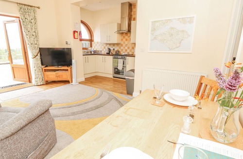 Ryde Cottage | 2 The Stables