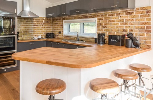 Looe House | 2 TREE TOPS, family friendly, luxury holiday cottage in Lanreath