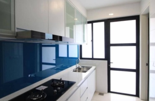 Seri Kembangan Apartment | #2 Tropical Evilla Executive Suite