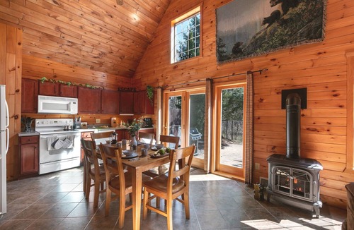 Broadalbin Cabin | 2-unit Adirondack cabin escape + lake access