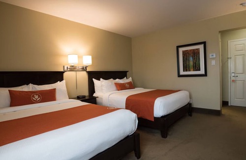 Sussex Hotel | 2 Units | Adventure-Friendly Stay w/Parking & Breakfast | Near National Park