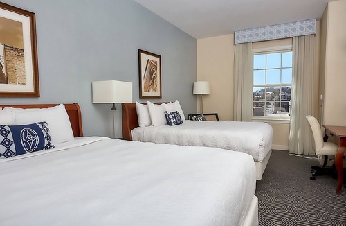 Staunton Hotel | 2 Units | Indoor Pool | Downtown Market St.