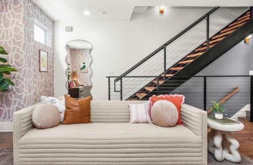 Eighth Avenue House | 2 Units Sleeps 24 Nashville's Best Location