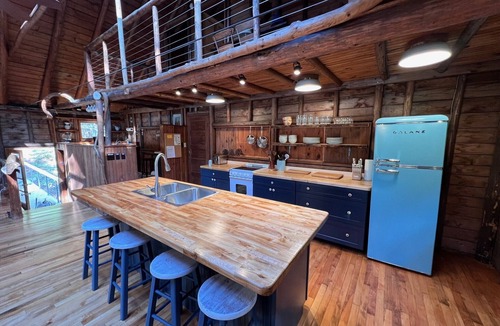 West Point Cottage | 2 updated cottages sleeping 8 on a quiet ocean cove in "off the grid" Phippsburg