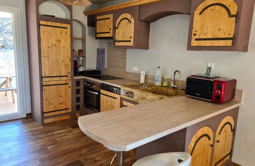 Saint-Ambroix House | 2 VILLAS WITH PANORAMIC VIEWS, HEATED INFINITY POOL, JACCUZI