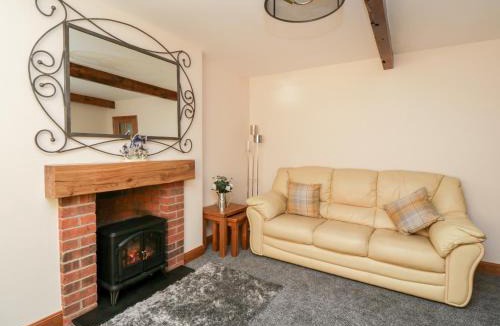 Annan House | 2 Whiterow