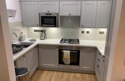 Keswick House | 2 Windsor House