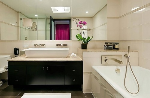 Rose Hill Hotel | 2 x Superior Queen at Royalton Park Avenue