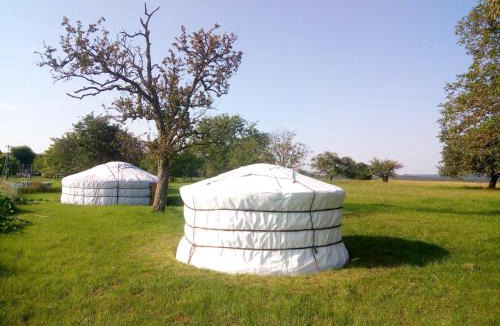 Druyes-les-Belles-Fontaines Other | 2 Yourtes au naturel