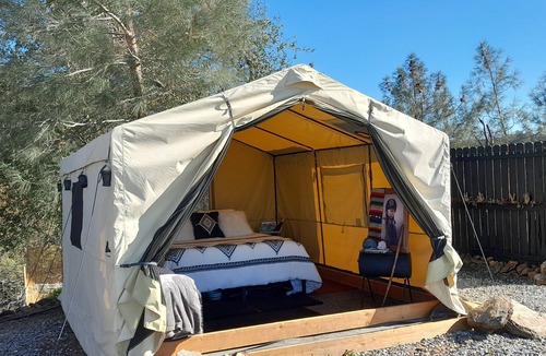 Mokelumne Hill RV Rental | 20 acre luxury glamping grounds