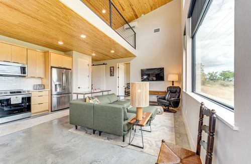 Llano House | 20-Acre Property w/Trail: Hill Country Hideaway!