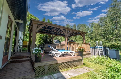 Cookstown Ski Chalet | 20-Acre Resort-Hot Tub, Sauna, Pool, Firepit