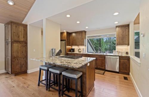 Sunriver House | 20 Aspen Lane home