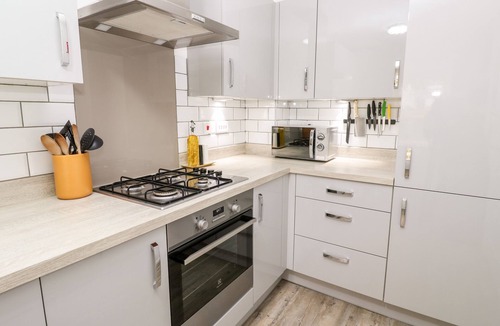 Mabe Cottage | 20 Bishops Way