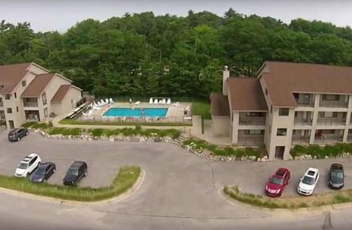 Elk Rapids Condo | #20 ELK RAPIDS BEACH CONDOMINIUM