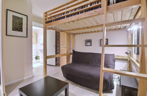 Quartier de l'Ecole-Militaire Apartment | 20 m² Apartment ∙ 2 guests