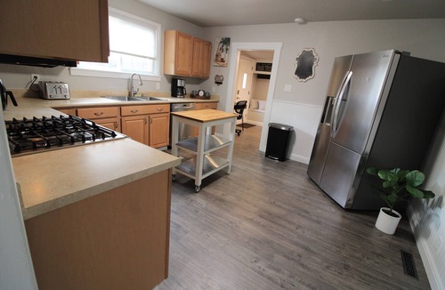 Arvada House | 20 min to RedRocks, 15 min to downtown, 420ok, Free RV parking, Private, dogs ok