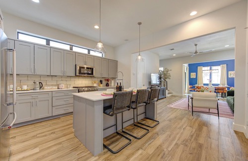 North Houston House | 20 Minutes to FIFA 2026 - 4BD Houston Heights