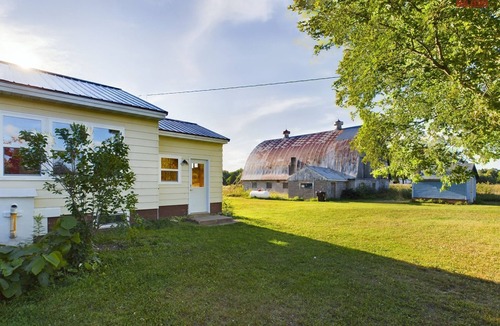 Rumely House | 20 Minutes to Munising, Quiet Country Setting