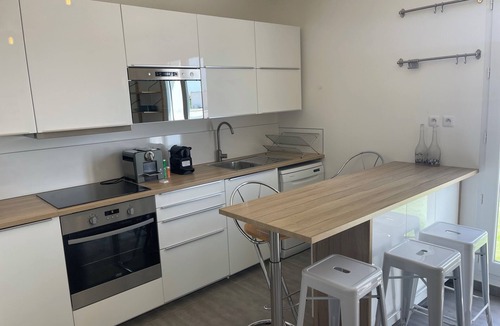 Aimargues Apartment | 20 mn from Nimes, the sea and Montpellier All shops within 500 m