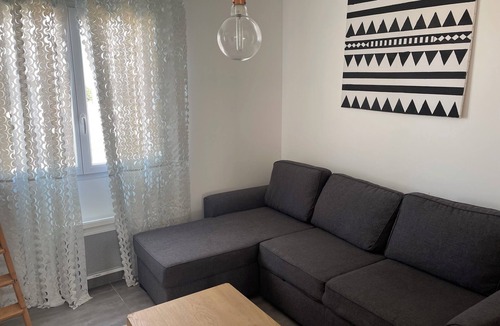 Aimargues Apartment | 20 mn from Nimes, the sea and Montpellier All shops within 500 m