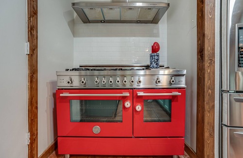 New Braunfels House | 20% Off, 3 Properties, Large Groups Welcome