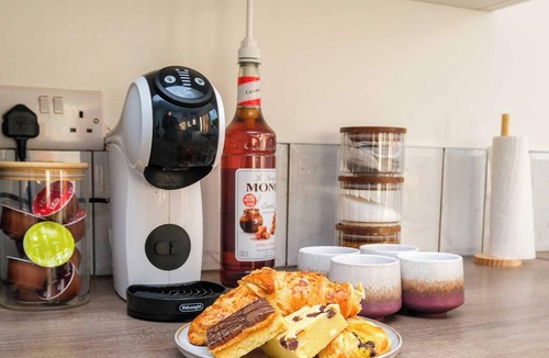 Bilston House | 20%OFF - Modern 3BR Contractor Stay - Parking