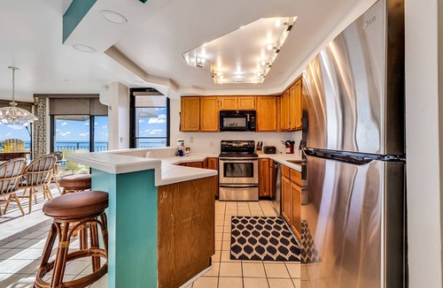 Garden City Condo | *20% Off New Stays Through May*