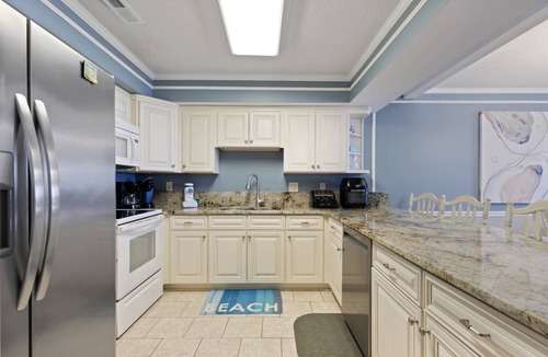 Surfside Beach Condo | *20% Off New Stays Through May*