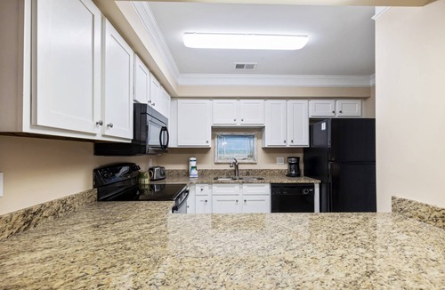 Surfside Beach Condo | *20% Off New Stays Through May*