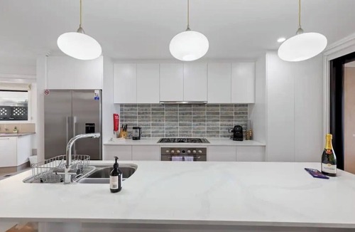 Buff Point House | 20 Steps to Heavenly Waterfront Paradise!