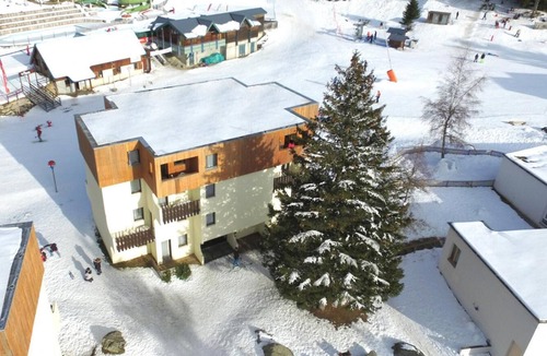 Prapoutel Apartment | 200m from resort center, tv, ski locker, 40m², Les 7 Laux