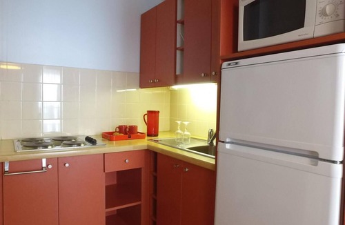 Prapoutel Apartment | 200m from resort center, tv, ski locker, 40m², Les 7 Laux