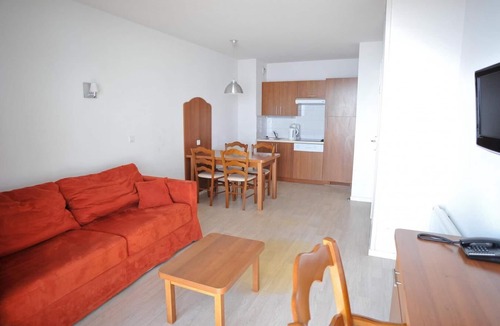 La Mongie Apartment | 200m from shops, view ski slopes, swimming pool, terrace, parking, tv, ski locker, 49m²