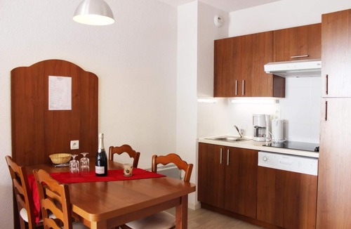 La Mongie Apartment | 200m from shops, view ski slopes, swimming pool, terrace, parking, tv, ski locker, 49m²