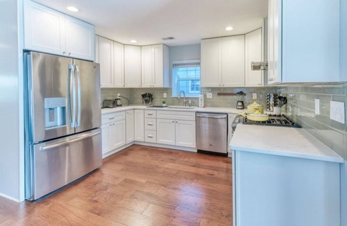 Nauck House | 2014 S Langley · NewBuild*KingBed*PrvBackyard*Park4*10mins->DC
