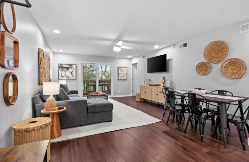 Summerville House | 2017 Marsh Walk Villa