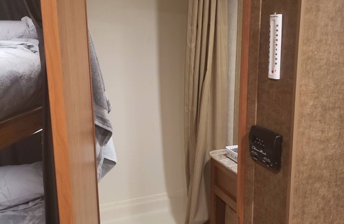 Coweta House | 2017 Starcraft rv for rent