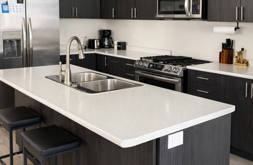 Cambridge House | 2024-Built Spacious & Stylish 3BR Cambridge Home—8 mins to African Lion Safari!